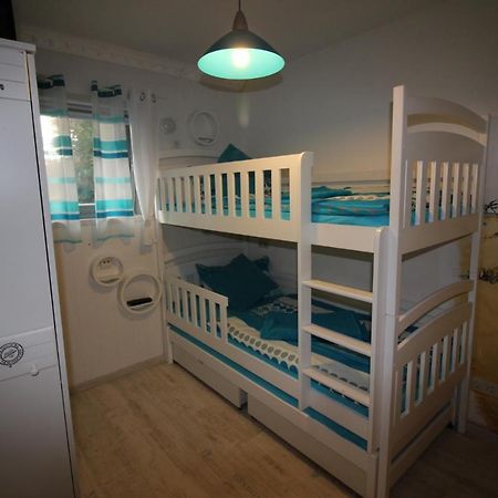 Haus Abbi, Ferienwohnung Mit Schwimmbad Hage Bagian luar foto